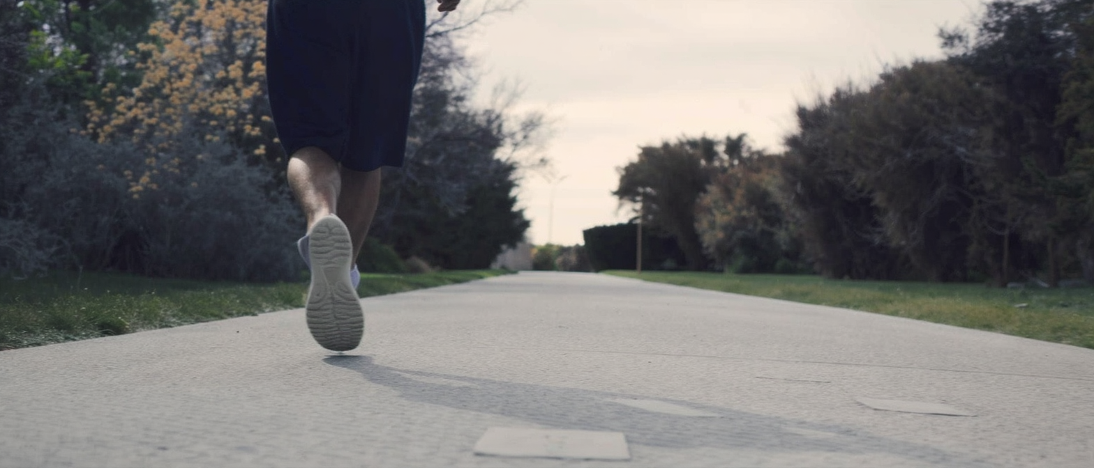 découvrez comment le cardio peut influencer la santé de vos cheveux grâce aux révélations des experts dans ce lien surprenant.